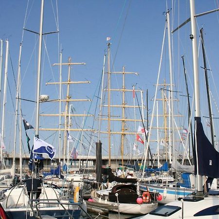 Отель Havenkoje Куксхафен Экстерьер фото